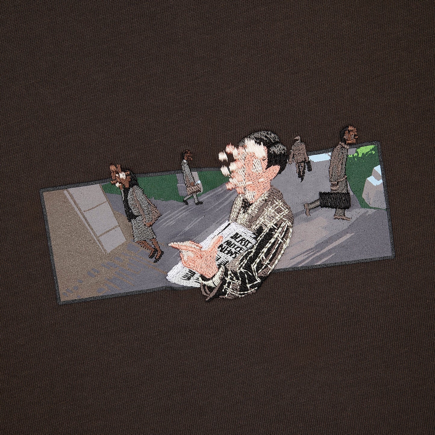 "on air" T Shirt brown