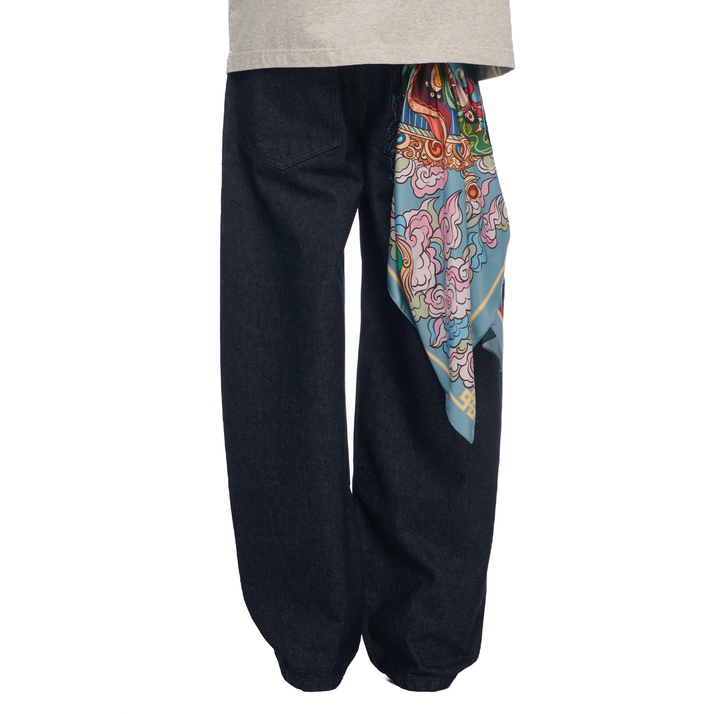 "lotus v2" scarf
